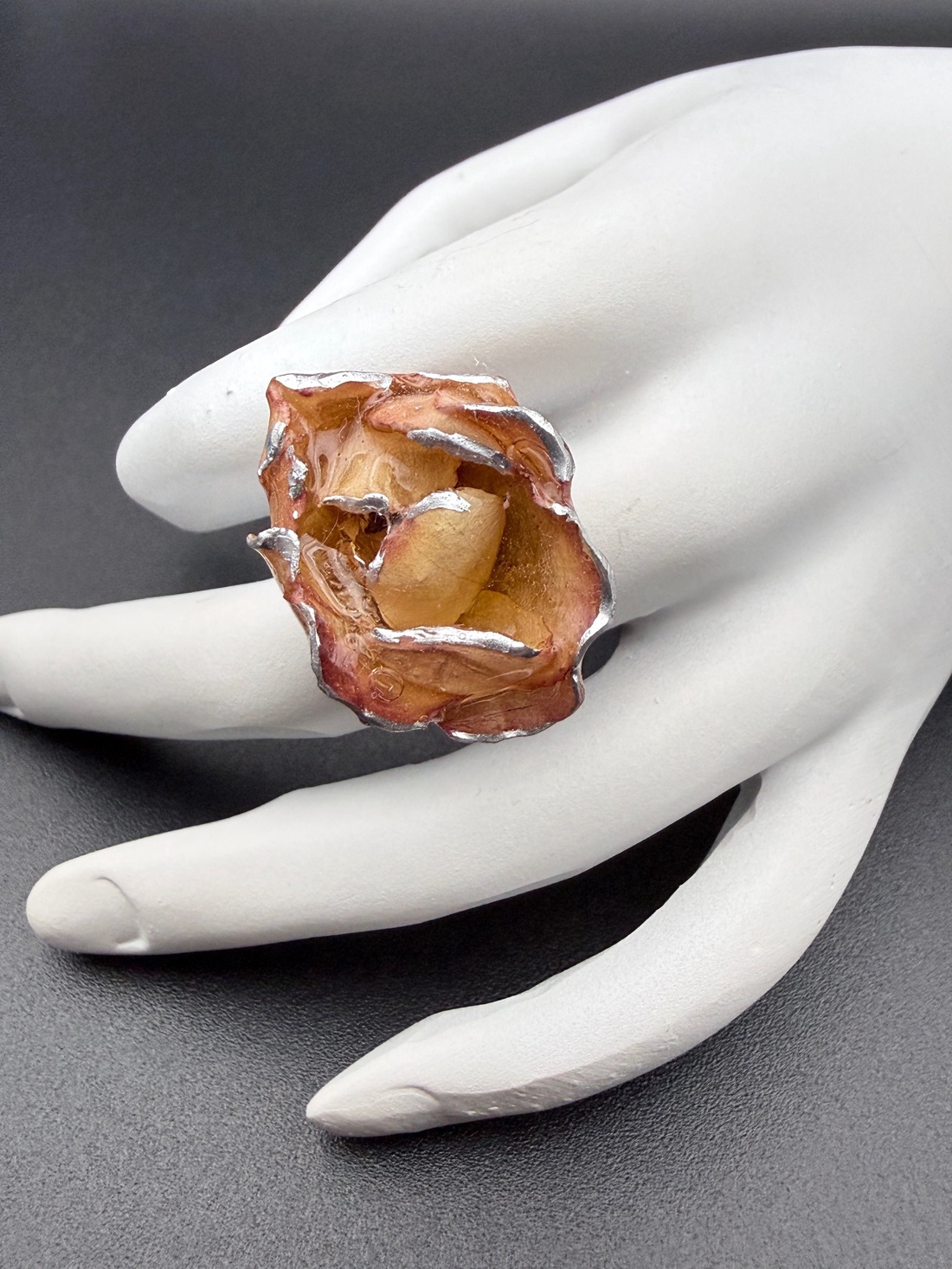 Inel cu trandafir rose - natural în rășină � bijuterie romantică handmade - bijuterii - inele - inele statement - Artynos.ro