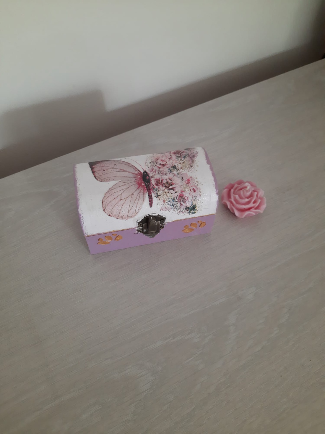Caseta bijuterii mica - casă & stil de viață - accesorii pentru decorat casa - decorațiuni de masă și decorațiuni pentru rafturi - decorațiuni de masă - Artynos.ro Caseta bijuterii mica - casă & stil de viață - accesorii pentru decorat casa - decorațiuni de masă și decorațiuni pentru rafturi - decorațiuni de masă - Artynos.ro