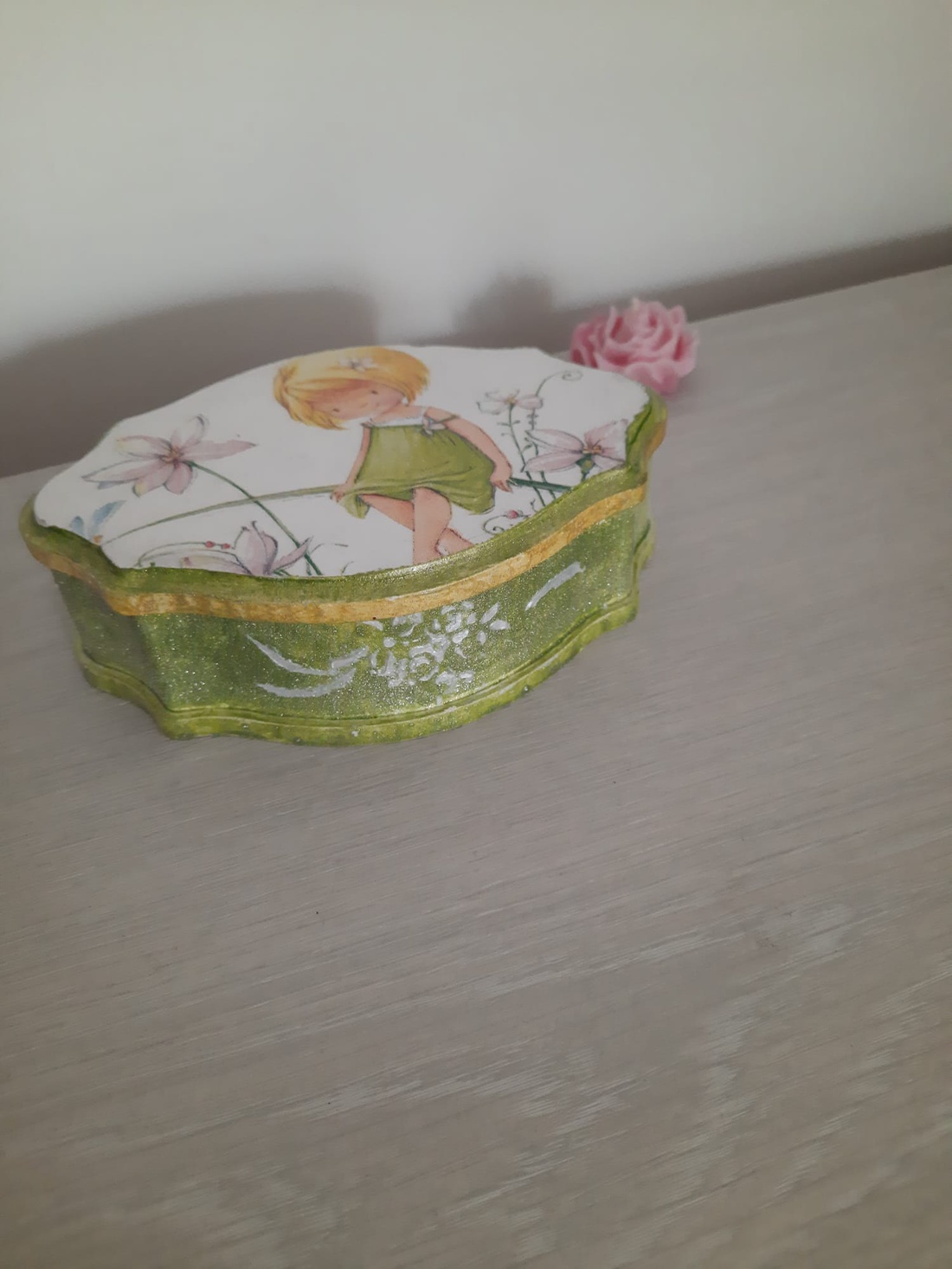 Caseta bijuterii verde - casă & stil de viață - accesorii pentru decorat casa - decorațiuni de masă și decorațiuni pentru rafturi - decorațiuni de masă - Artynos.ro Caseta bijuterii verde - casă & stil de viață - accesorii pentru decorat casa - decorațiuni de masă și decorațiuni pentru rafturi - decorațiuni de masă - Artynos.ro