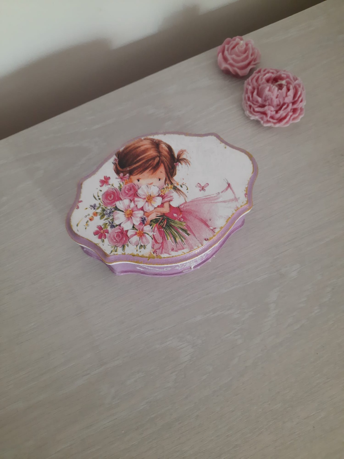 Caseta bijuterii roz - casă & stil de viață - accesorii pentru decorat casa - decorațiuni de masă și decorațiuni pentru rafturi - decorațiuni de masă - Artynos.ro Caseta bijuterii roz - casă & stil de viață - accesorii pentru decorat casa - decorațiuni de masă și decorațiuni pentru rafturi - decorațiuni de masă - Artynos.ro