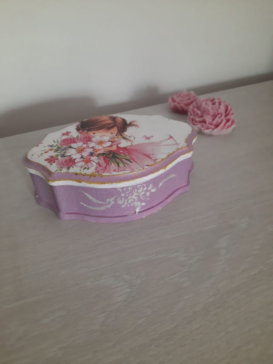 Caseta bijuterii roz - casă & stil de viață - accesorii pentru decorat casa - decorațiuni de masă și decorațiuni pentru rafturi - decorațiuni de masă - Artynos.ro Caseta bijuterii roz - casă & stil de viață - accesorii pentru decorat casa - decorațiuni de masă și decorațiuni pentru rafturi - decorațiuni de masă - Artynos.ro