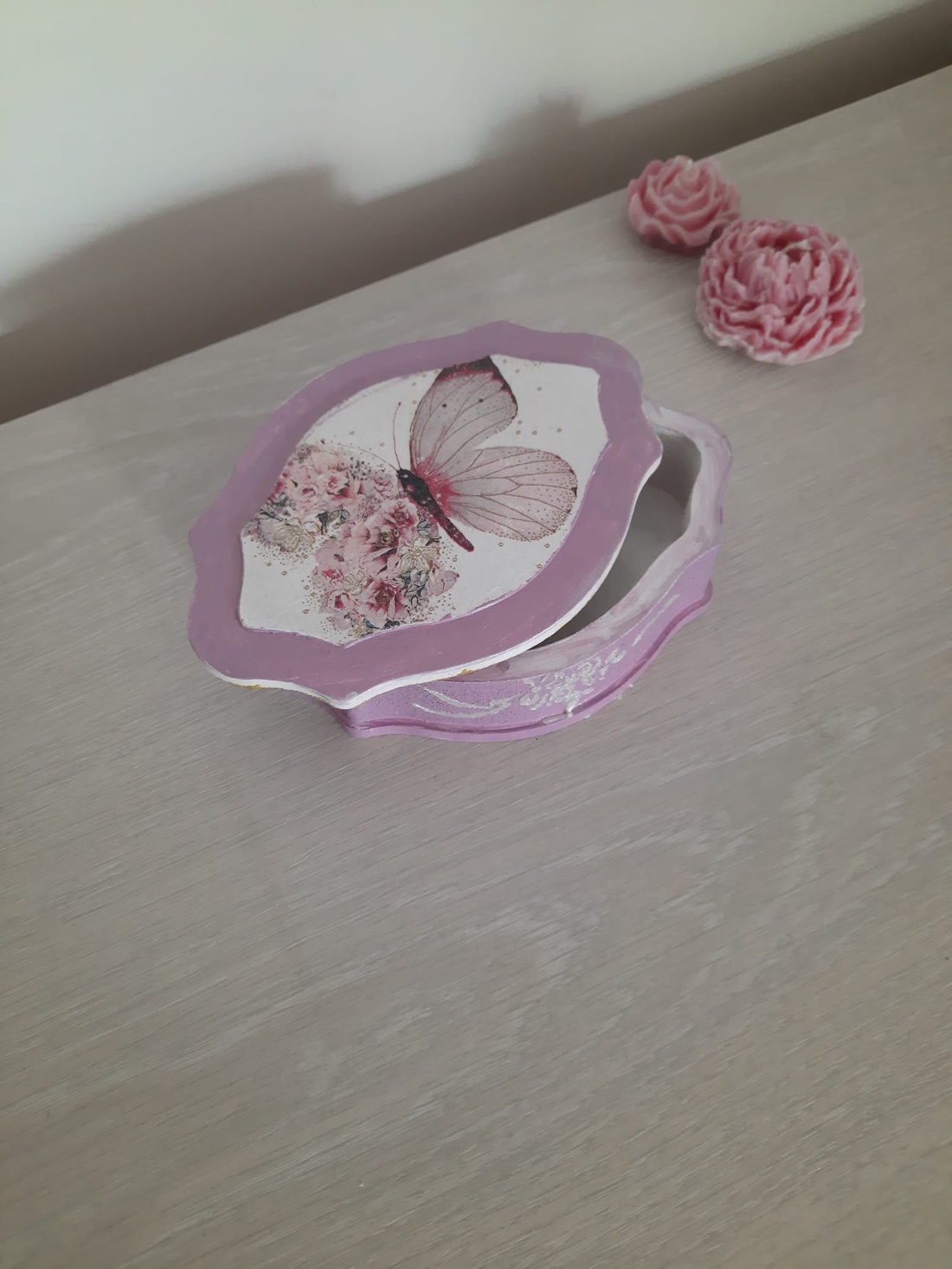Caseta bijuterii roz - casă & stil de viață - accesorii pentru decorat casa - decorațiuni de masă și decorațiuni pentru rafturi - decorațiuni de masă - Artynos.ro Caseta bijuterii roz - casă & stil de viață - accesorii pentru decorat casa - decorațiuni de masă și decorațiuni pentru rafturi - decorațiuni de masă - Artynos.ro