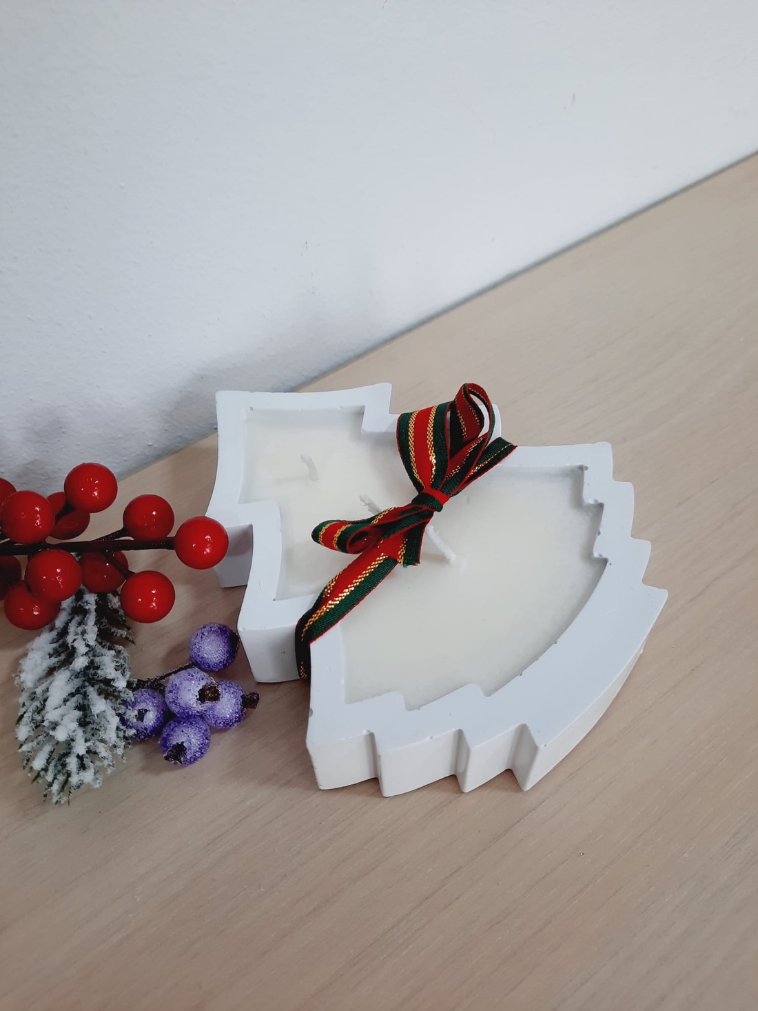 Lumanare in recipient brad - casă & stil de viață - lumânări, parfumuri, arome - lumânare - lumânări artizanale - Artynos.ro Lumanare in recipient brad - casă & stil de viață - lumânări, parfumuri, arome - lumânare - lumânări artizanale - Artynos.ro