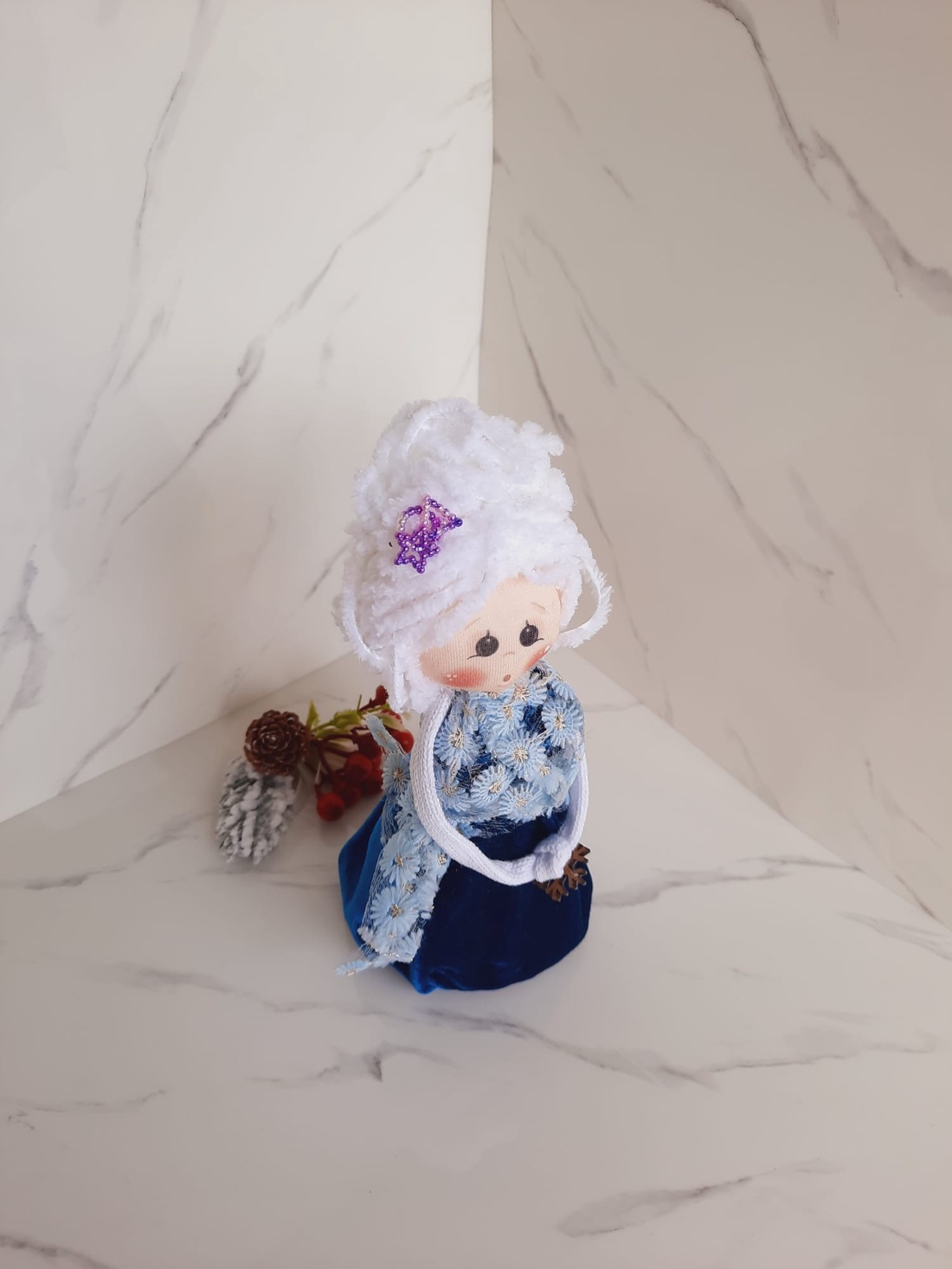 Doamna din cor cu rochie turcoise - jucării și echipamente pentru copii - jucării și accesorii pentru copii - păpuși de joacă - Artynos.ro Doamna din cor cu rochie turcoise - jucării și echipamente pentru copii - jucării și accesorii pentru copii - păpuși de joacă - Artynos.ro