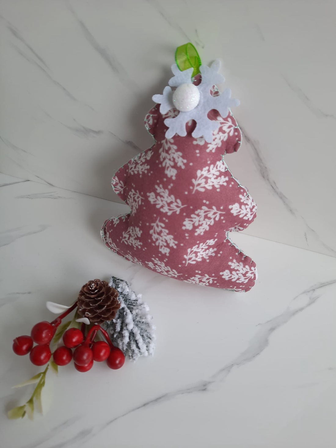 Bradut de agatat  - crăciun - decorațiuni de crăciun de casă - globuri - Artynos.ro