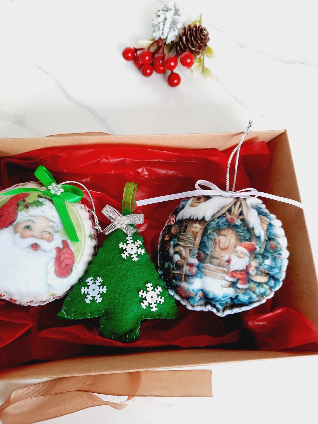 Set de globuri din fetru  - crăciun - decorațiuni de crăciun de casă - globuri de crăciun - Artynos.ro