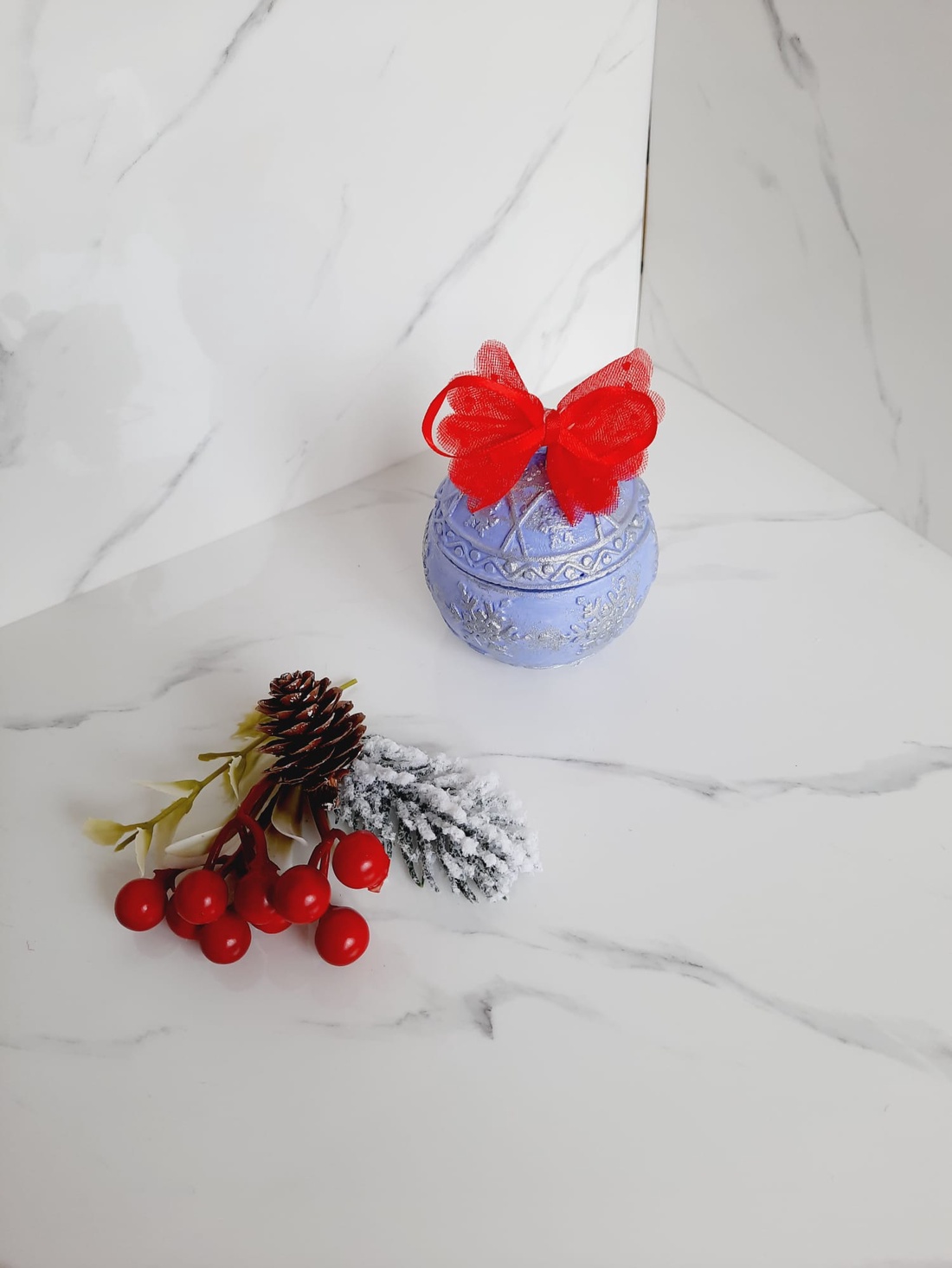 Glob mic mov lumanare - crăciun - decorațiuni de crăciun de casă - globuri de crăciun - Artynos.ro Glob mic mov lumanare - crăciun - decorațiuni de crăciun de casă - globuri de crăciun - Artynos.ro