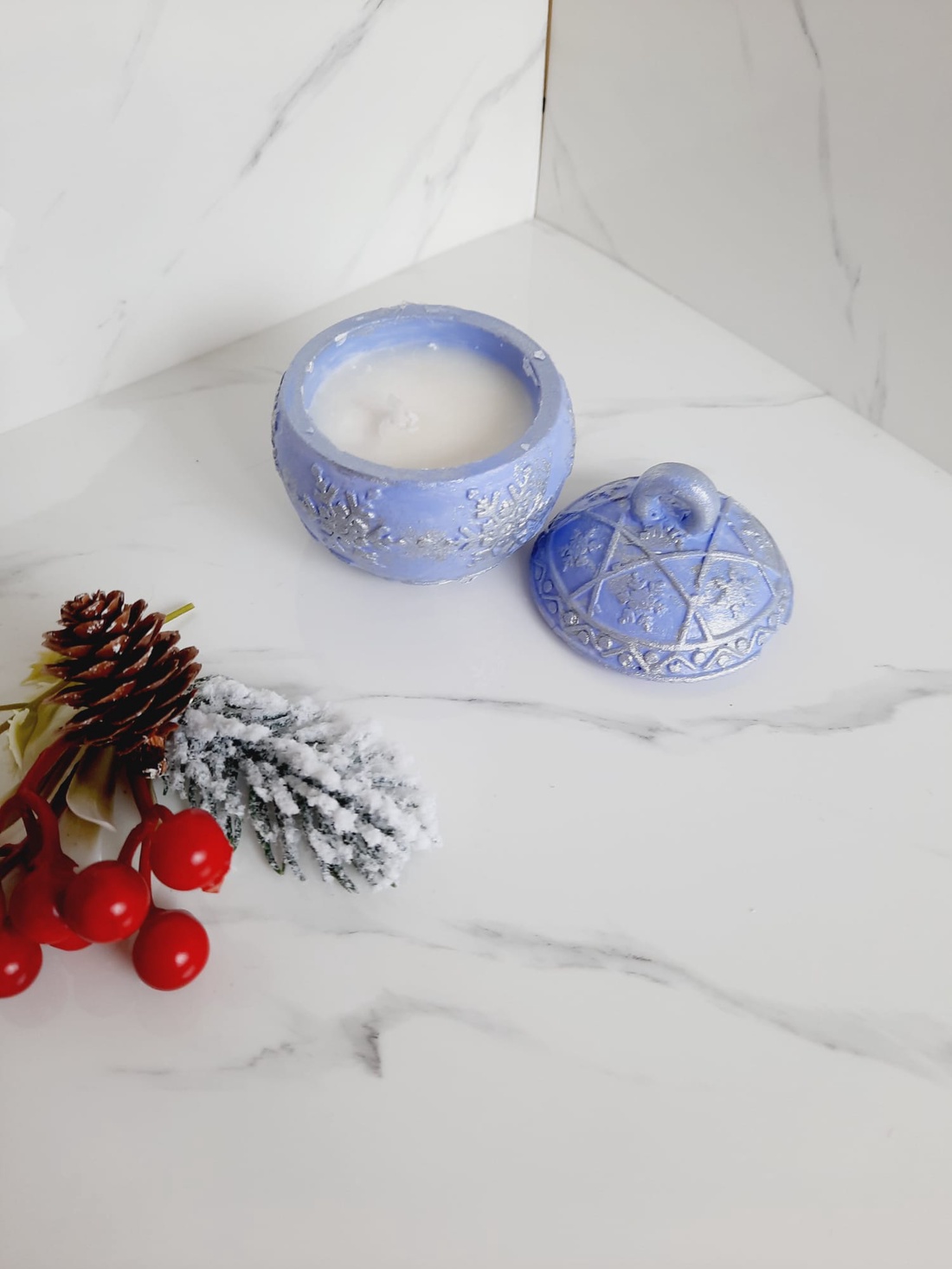 Glob mic mov lumanare - crăciun - decorațiuni de crăciun de casă - globuri de crăciun - Artynos.ro Glob mic mov lumanare - crăciun - decorațiuni de crăciun de casă - globuri de crăciun - Artynos.ro