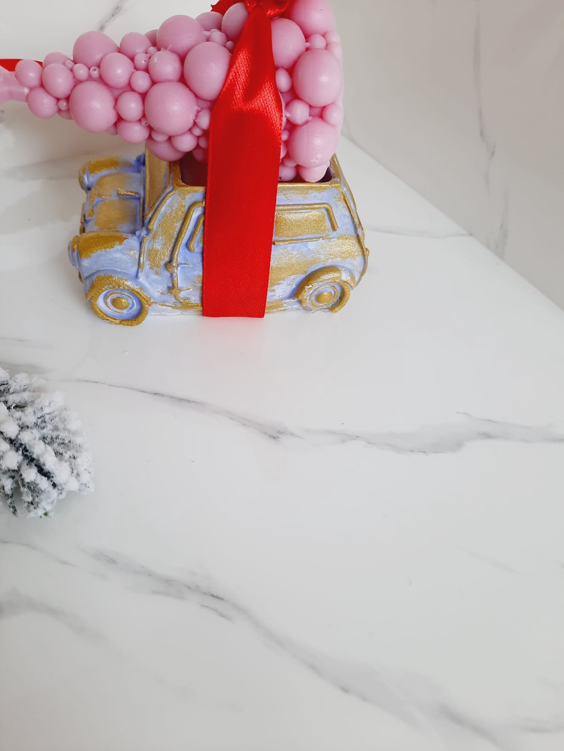 Masina cu brad lumanare - casă & stil de viață - lumânări, parfumuri, arome - lumânare - lumânări artizanale - Artynos.ro