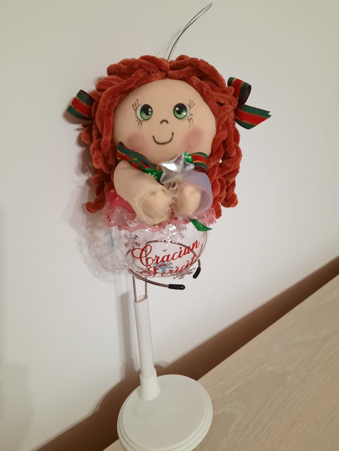 Fetita roscata decoratiune - crăciun - decorațiuni de crăciun de casă - globuri de crăciun - Artynos.ro