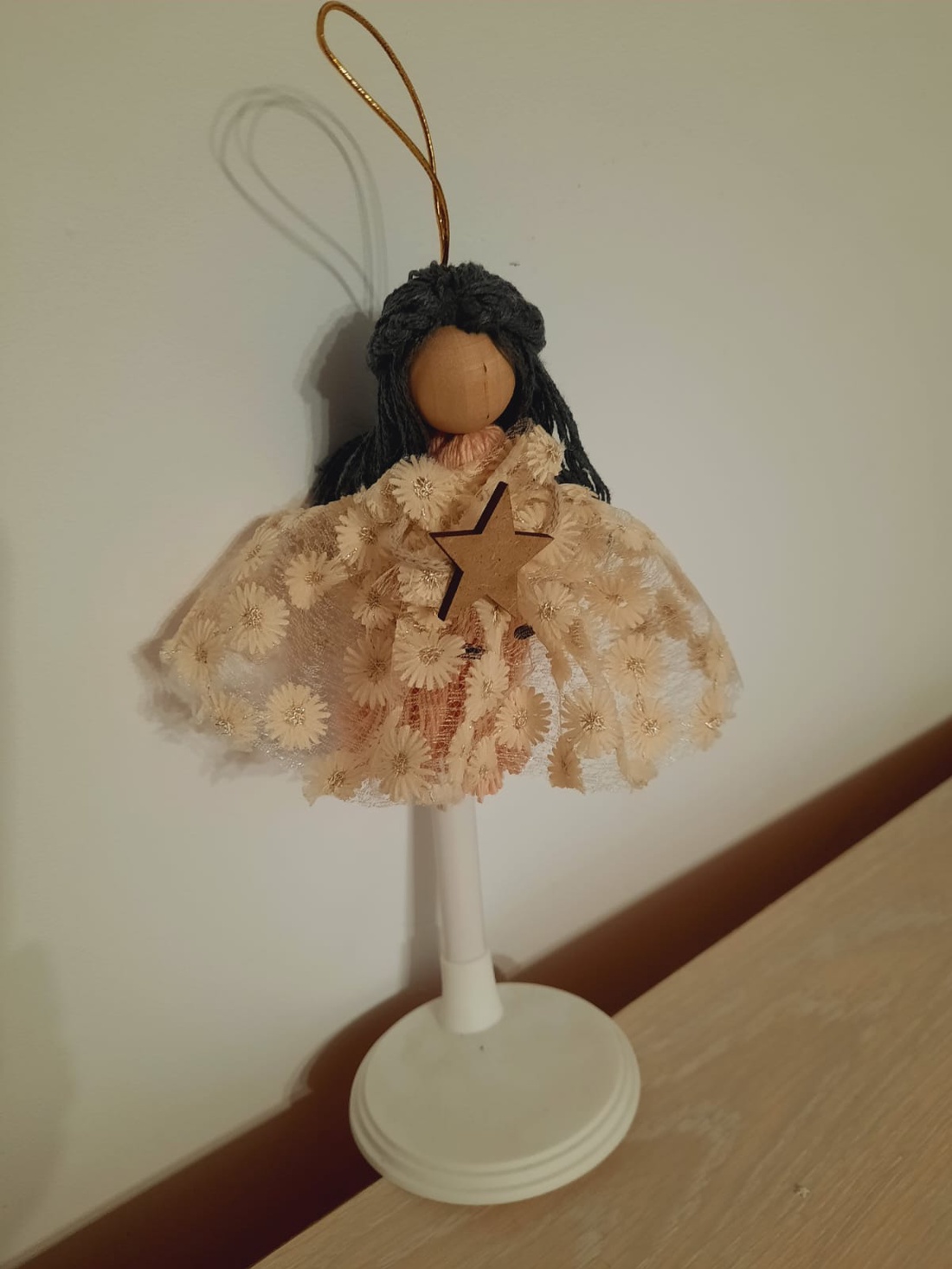 Papusa din macrame - crăciun - decorațiuni de crăciun de casă - globuri de crăciun - Artynos.ro