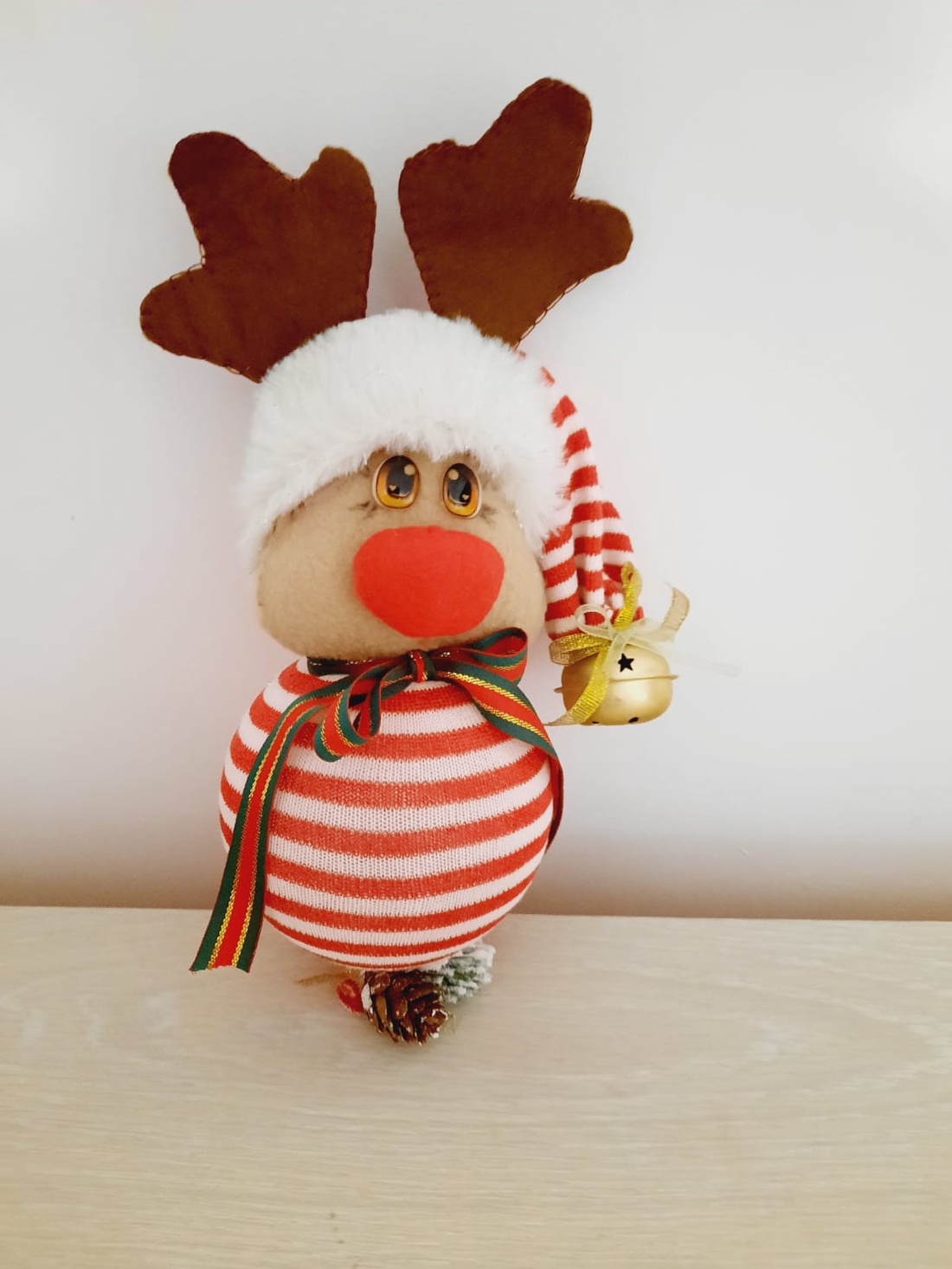 Ren mare cu zurgalai - crăciun - decorațiuni de crăciun de casă - globuri de crăciun - Artynos.ro