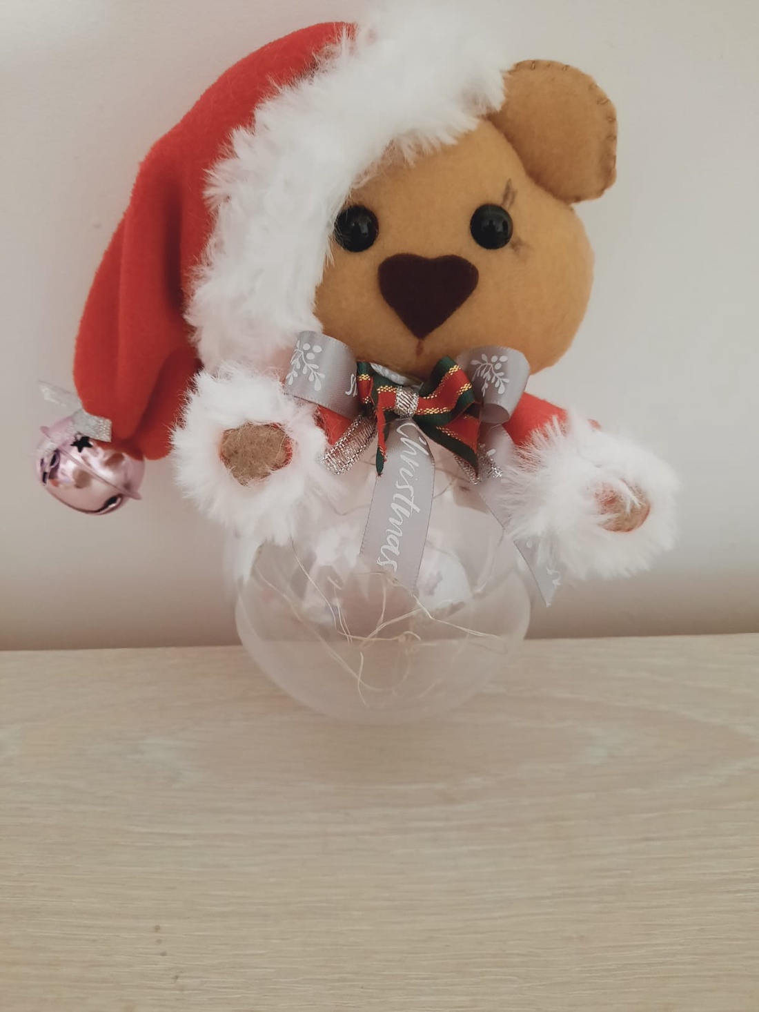Urs cu caciulita si zurgalai - crăciun - decorațiuni de crăciun de casă - globuri de crăciun - Artynos.ro
