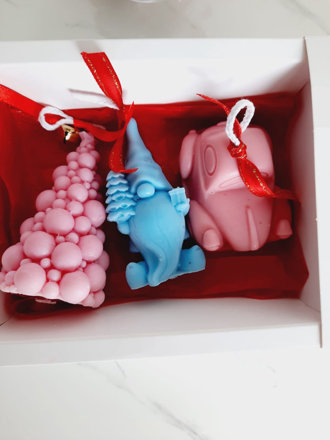 Set trei lumanari cu bradut - casă & stil de viață - lumânări, parfumuri, arome - lumânări și sfeșnice - Artynos.ro