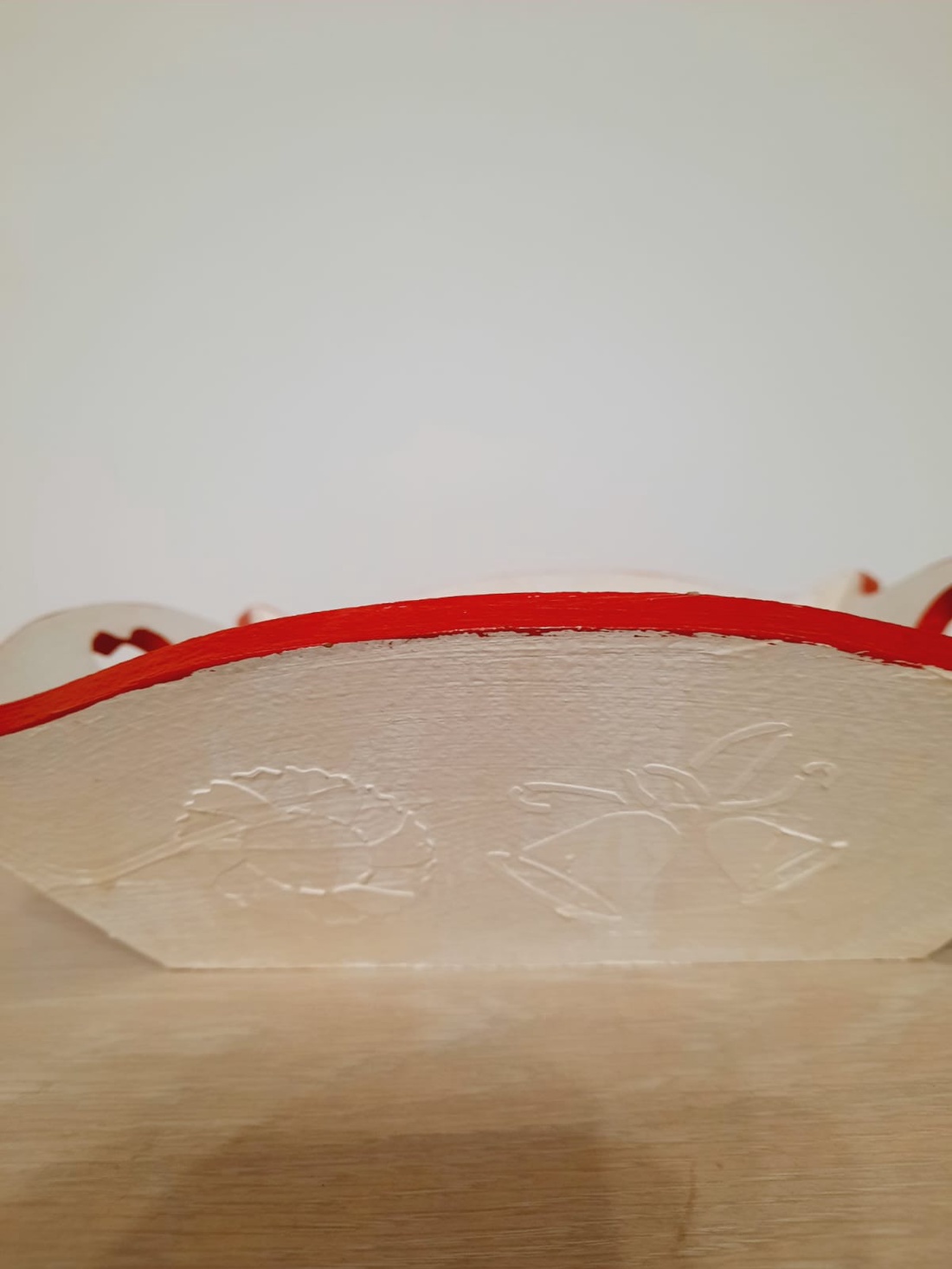 Cos de fructe patrat cu inimi - casă & stil de viață - accesorii pentru decorat casa - decorațiuni de masă și decorațiuni pentru rafturi  - decorațiuni de masă - Artynos.ro