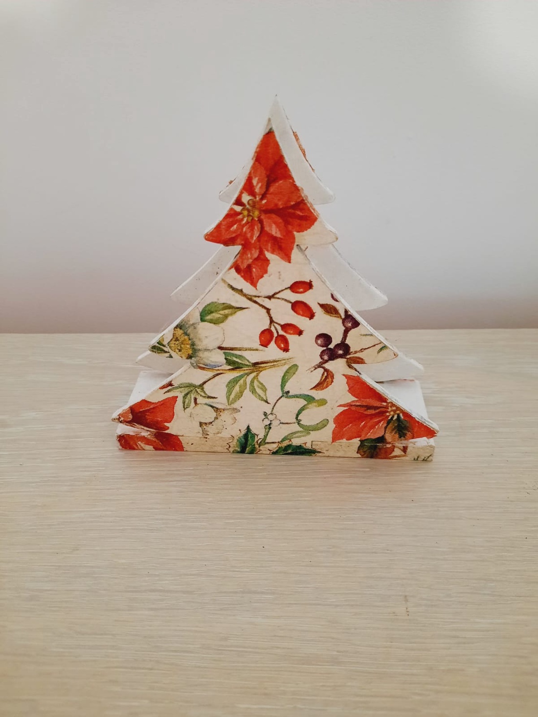 Suport servetele brad cu flori - casă & stil de viață - decorațiuni de casă - decorațiuni de masă și rafturi - decorațiuni de masă - Artynos.ro