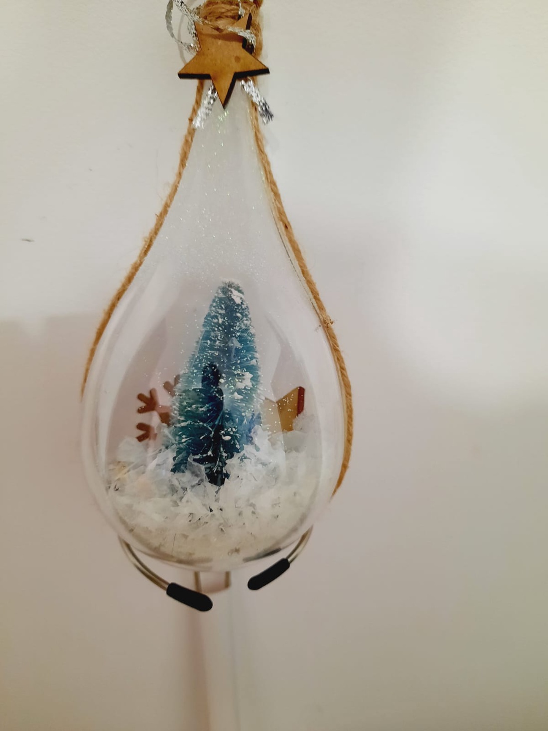 Glob lacrima cu brad si zapada - crăciun - decorațiuni de crăciun de casă - globuri de crăciun - Artynos.ro