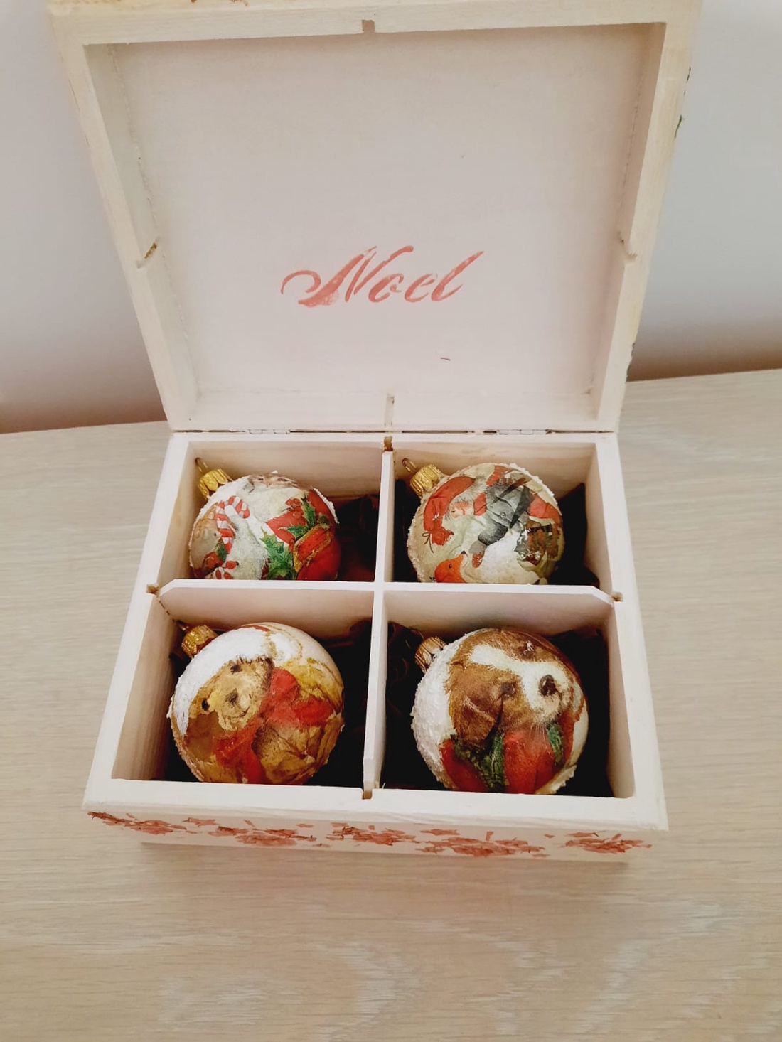 Cutie  pentru globuri - casă & stil de viață - materiale de depozitare și sortare - cutie depozitare - Artynos.ro