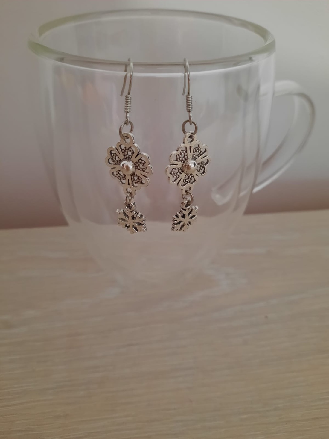 Cercei cu tortita lungi - bijuterii - cercei - cercei cu figurine - Artynos.ro