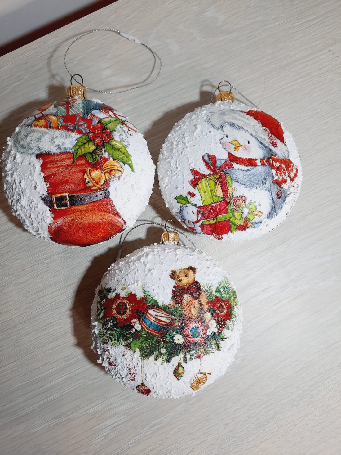 Set globuri plate - crăciun - decorațiuni de crăciun de casă - globuri de crăciun - Artynos.ro