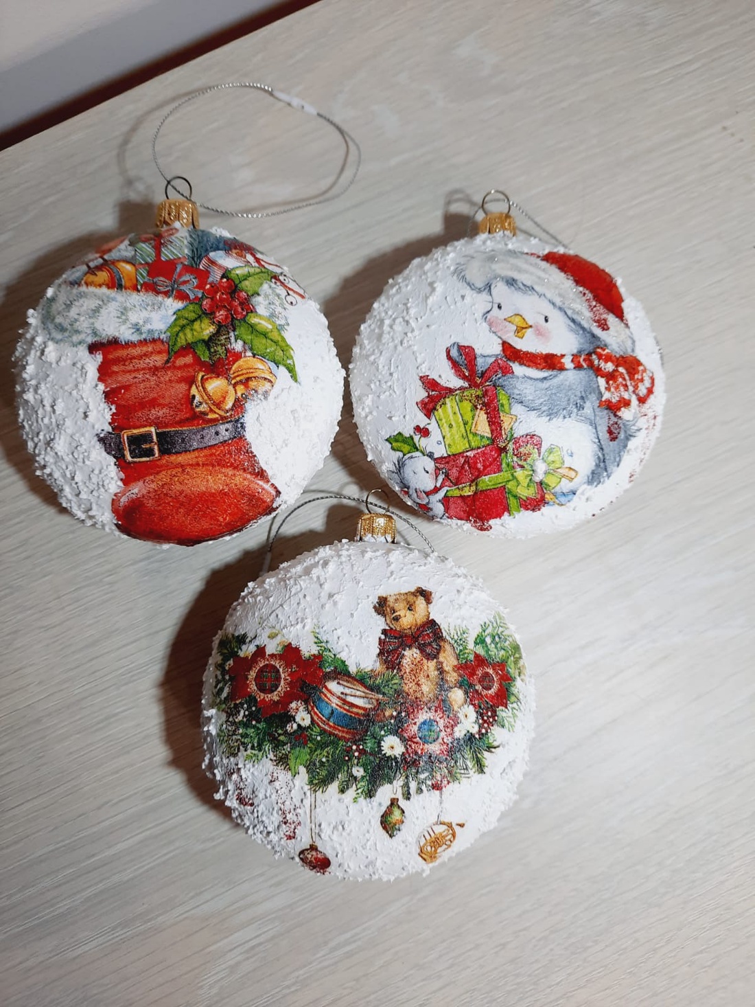 Set globuri plate - crăciun - decorațiuni de crăciun de casă - globuri de crăciun - Artynos.ro