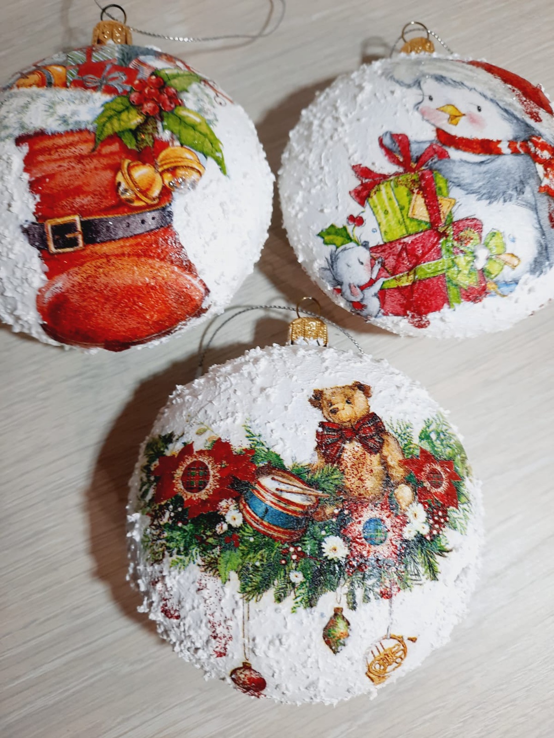 Set globuri plate - crăciun - decorațiuni de crăciun de casă - globuri de crăciun - Artynos.ro