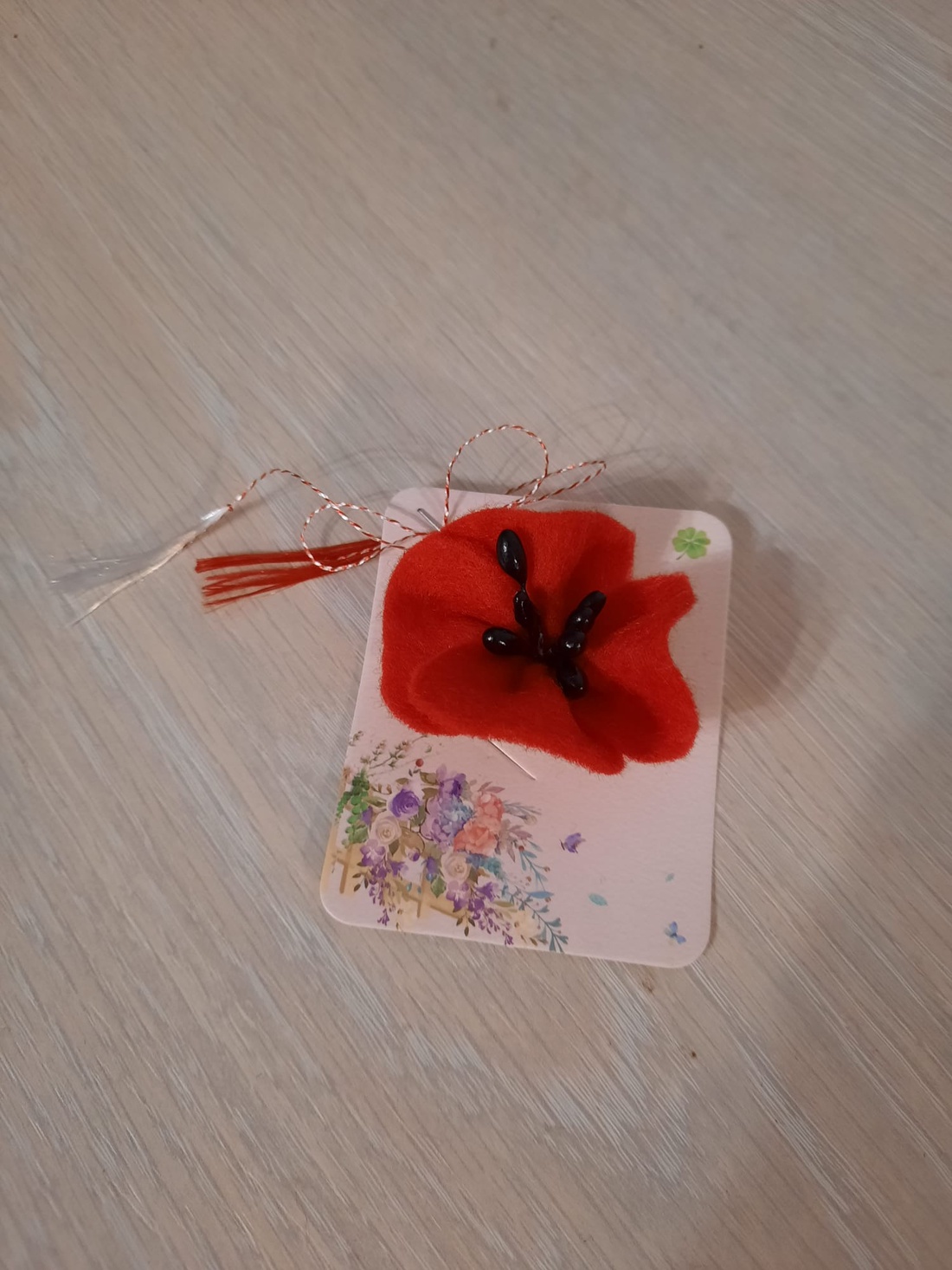 Mac mic brosa - bijuterii - broșe - Artynos.ro