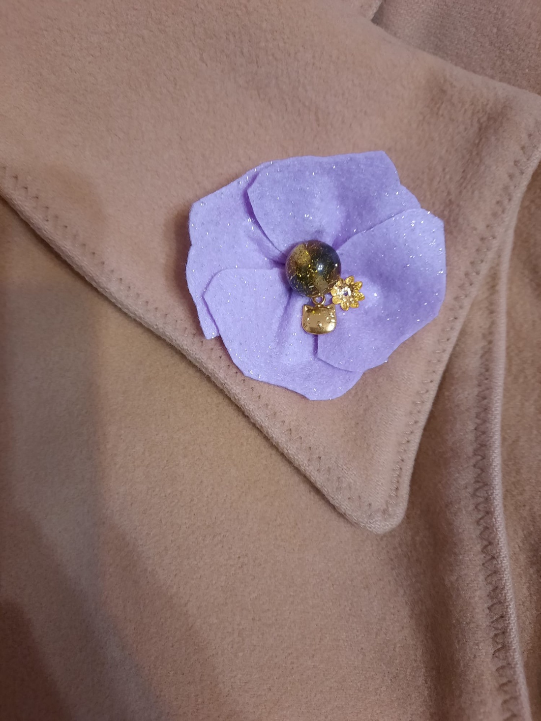 Brosa floare - bijuterii - broșe - Artynos.ro