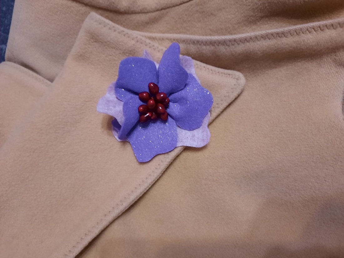 Brosa floare mov - bijuterii - broșe - Artynos.ro