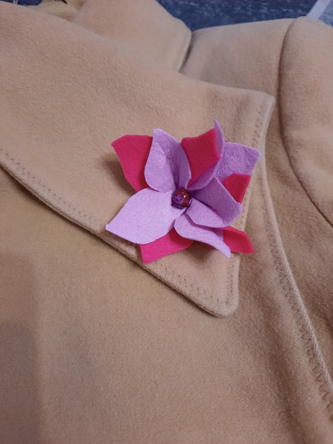 Brosa floare  - bijuterii - broșe - Artynos.ro