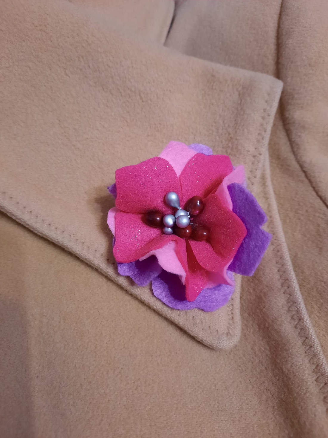 Brosa floare  - bijuterii - broșe - Artynos.ro