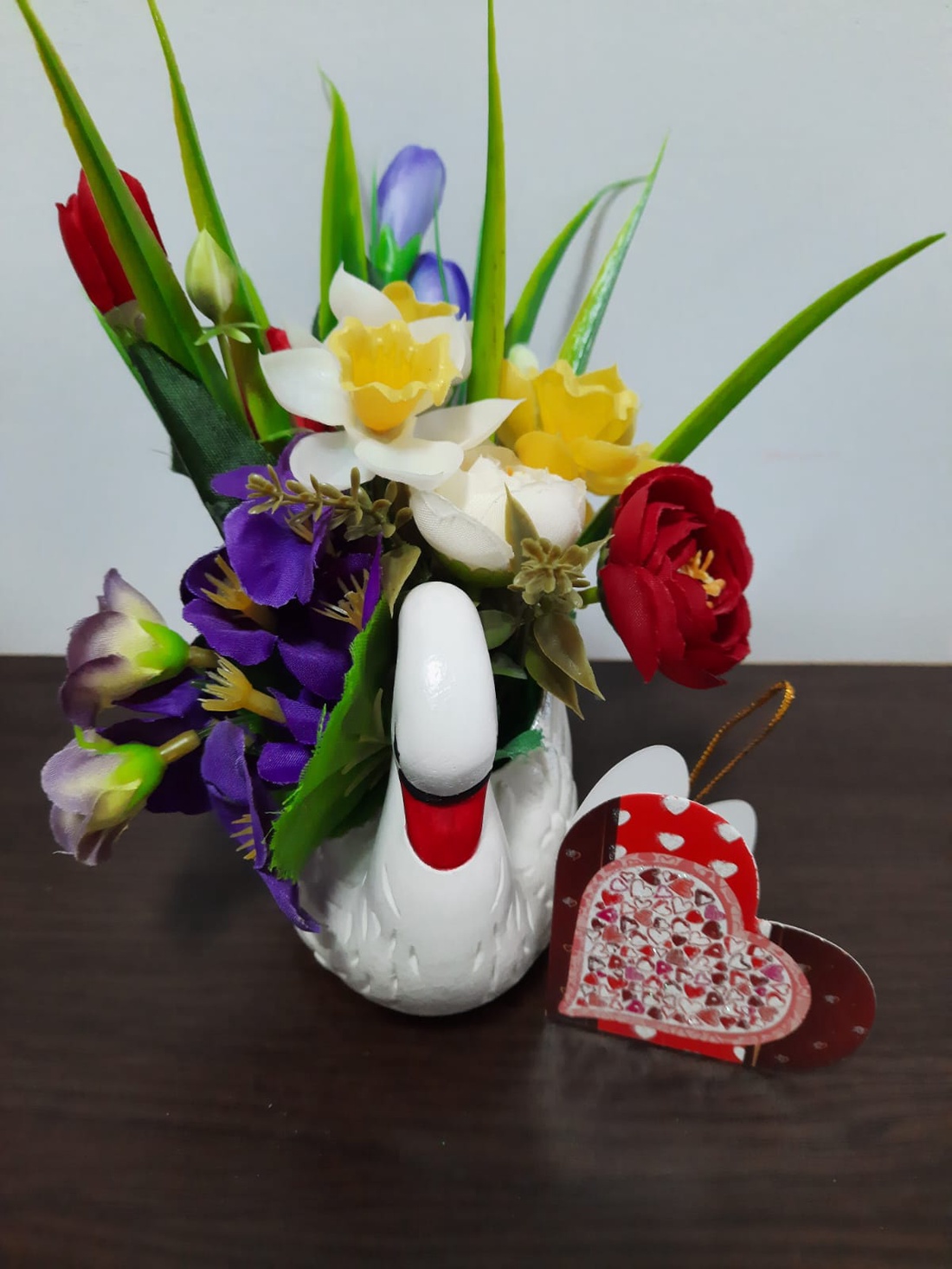 Lebada decoratiune - casă & stil de viață - decorațiuni de casă - accesorii florale - vaze - Artynos.ro