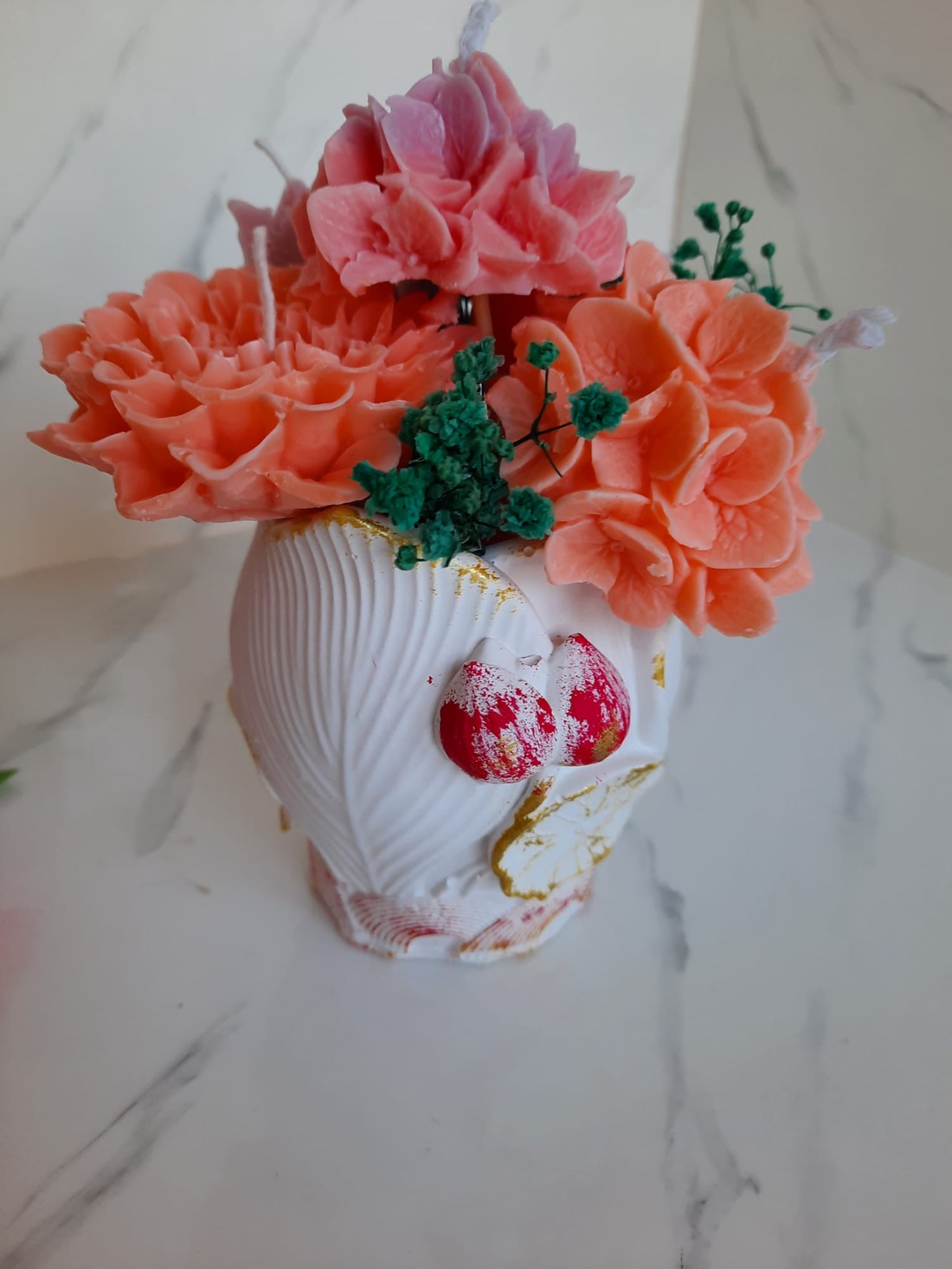 Recipient ceramic cu flori - casă & stil de viață - decorațiuni de casă - decorațiuni de masă și rafturi - decorațiuni de masă - Artynos.ro