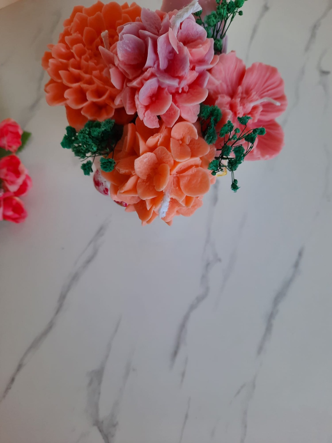 Recipient ceramic cu flori - casă & stil de viață - decorațiuni de casă - decorațiuni de masă și rafturi - decorațiuni de masă - Artynos.ro