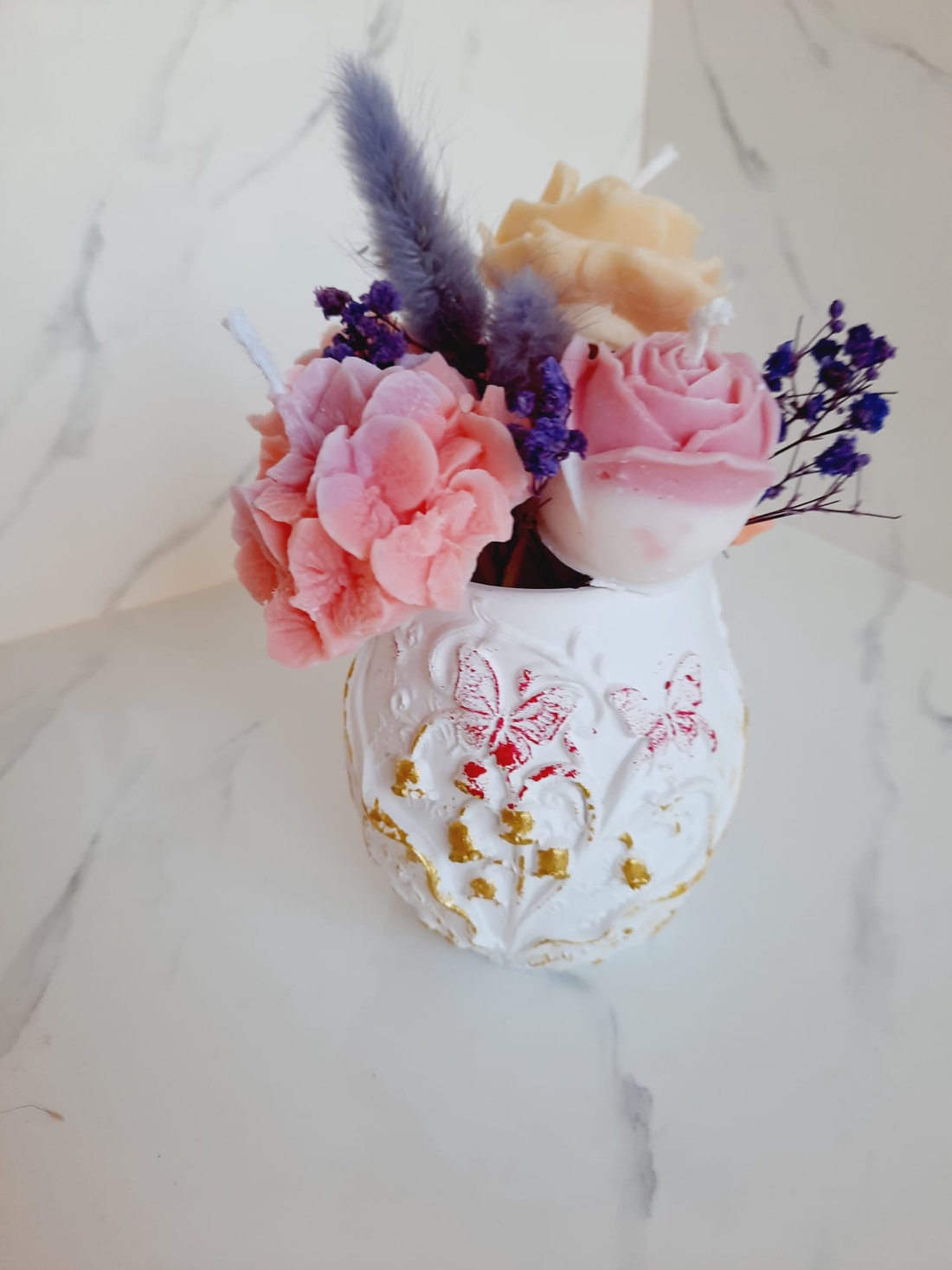 Recipient ceramic  cu flori - casă & stil de viață - decorațiuni de casă - decorațiuni de masă și rafturi - decorațiuni de masă - Artynos.ro