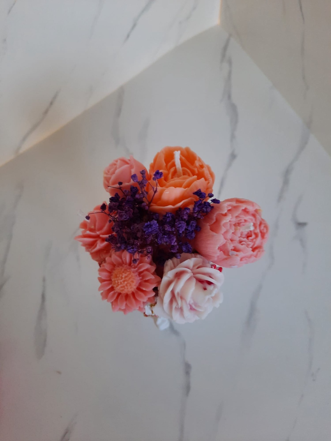 Recipient ceramic  cu flori - casă & stil de viață - decorațiuni de casă - decorațiuni de masă și rafturi - decorațiuni de masă - Artynos.ro