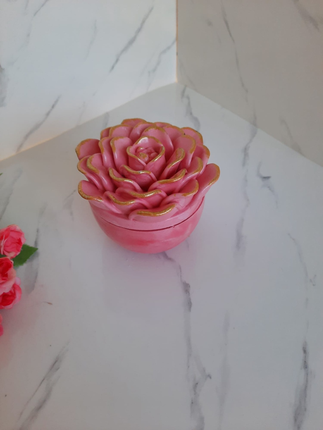 Lumanare crizantema - casă & stil de viață - lumânări, parfumuri, arome - lumânări artizanale - Artynos.ro