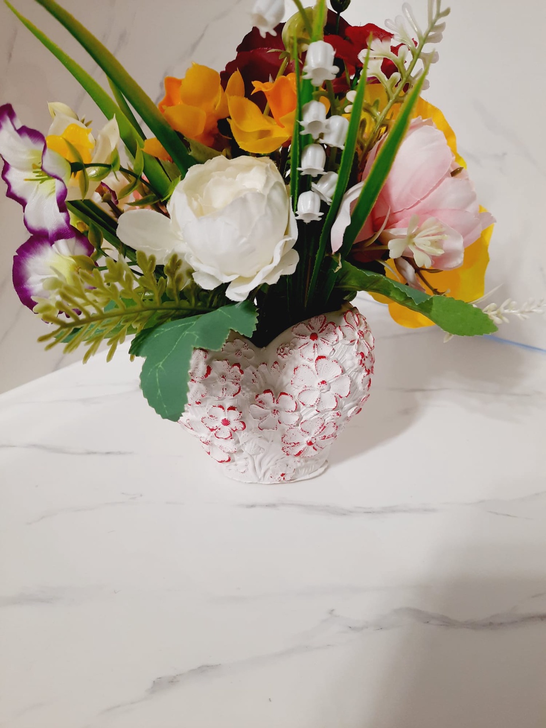 Vaza cu flori - casă & stil de viață - decorațiuni de casă - accesorii florale - buchete de flori - Artynos.ro