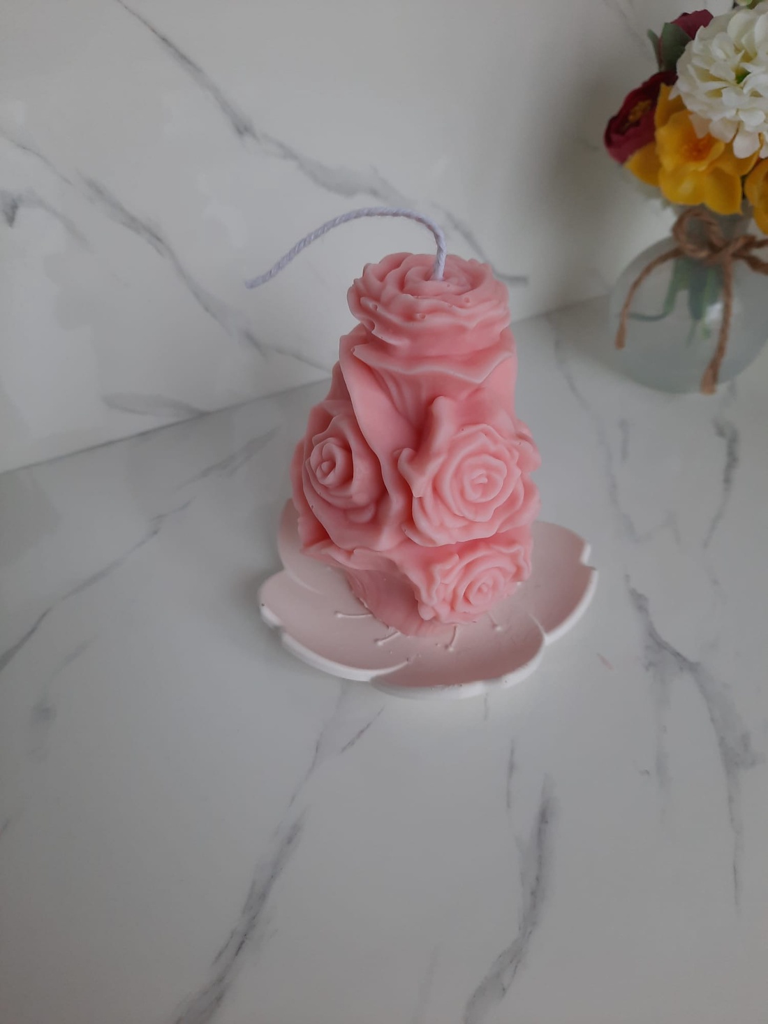 Lumanare inalta cu trandafiri - casă & stil de viață - lumânări, parfumuri, arome - lumânări artizanale - Artynos.ro