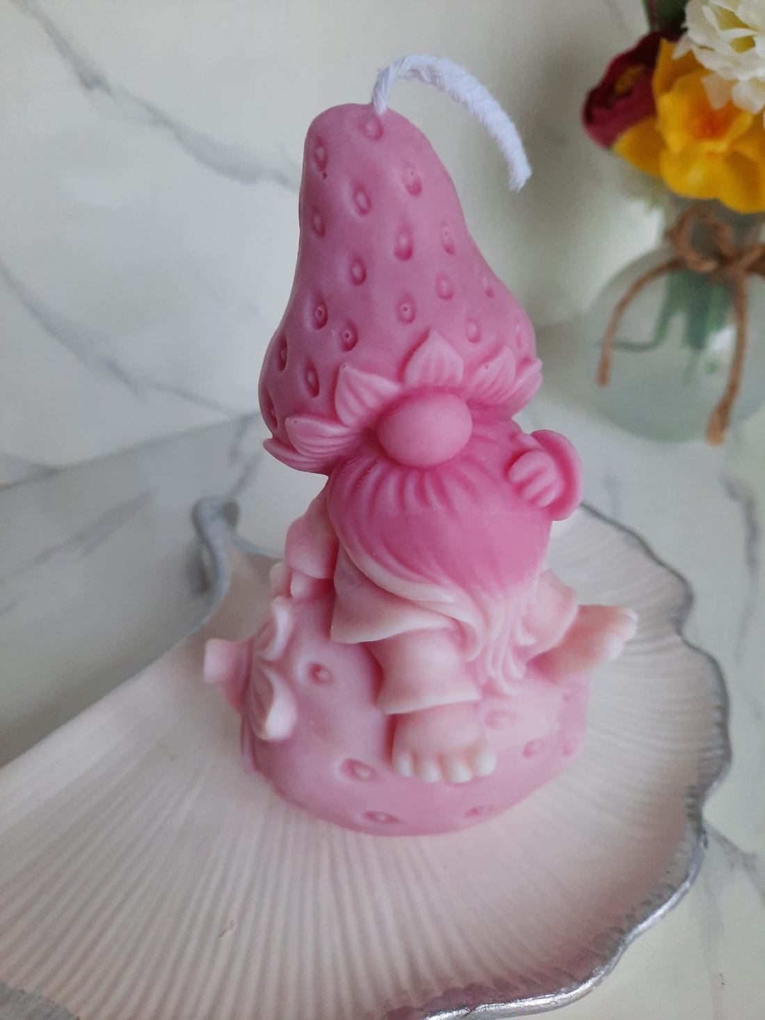 Lumanare pitic si capsuna - casă & stil de viață - lumânări, parfumuri, arome - lumânări artizanale - Artynos.ro