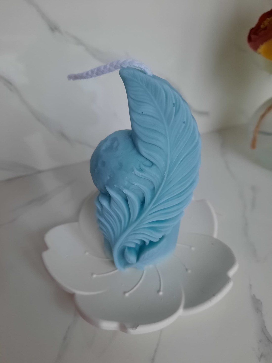 Lumanare pana albastra - casă & stil de viață - lumânări, parfumuri, arome - lumânări artizanale - Artynos.ro