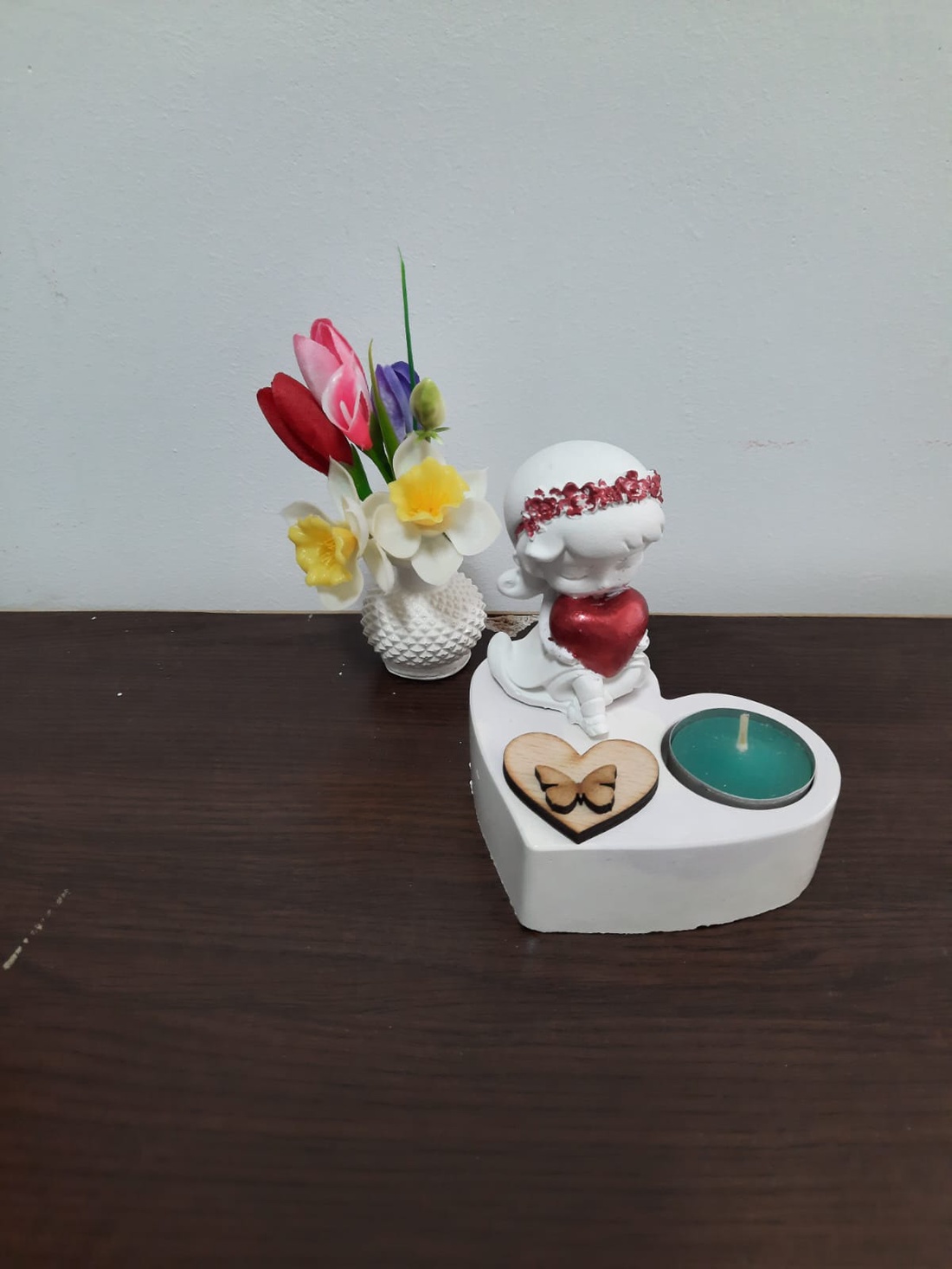 Decoratiune fetita cu inima - casă & stil de viață - decorațiuni de casă - decorațiuni de masă și rafturi - decorațiuni de masă - Artynos.ro