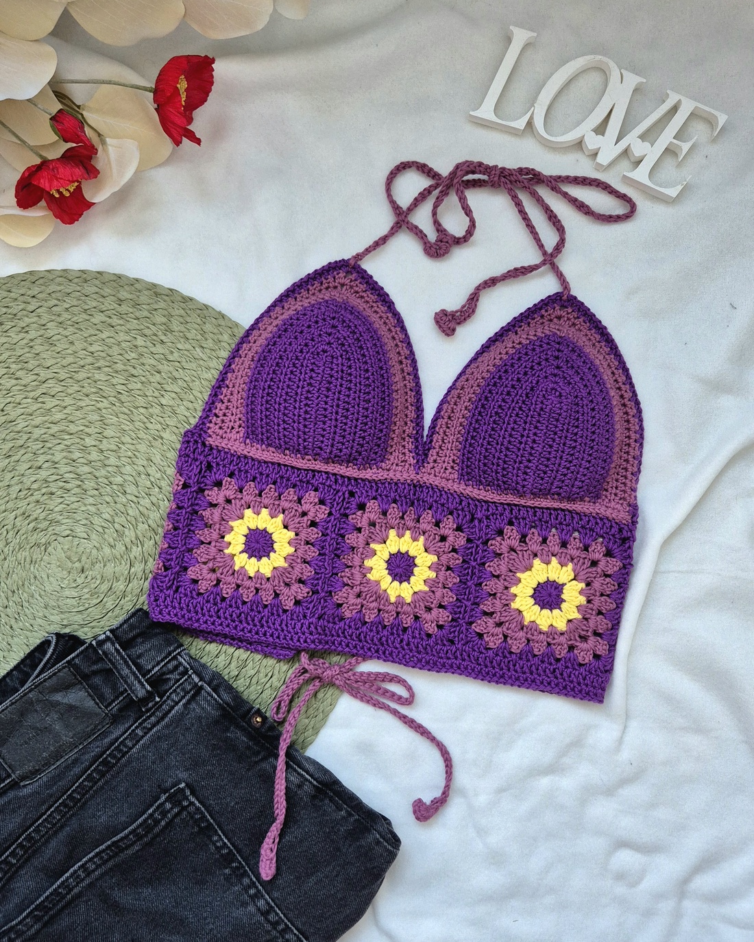 Top croșetat Lavanda în floare - îmbrăcăminte și modă - haine damă - tricou și top de damă - Artynos.ro Top croșetat Lavanda în floare - îmbrăcăminte și modă - haine damă - tricou și top de damă - Artynos.ro