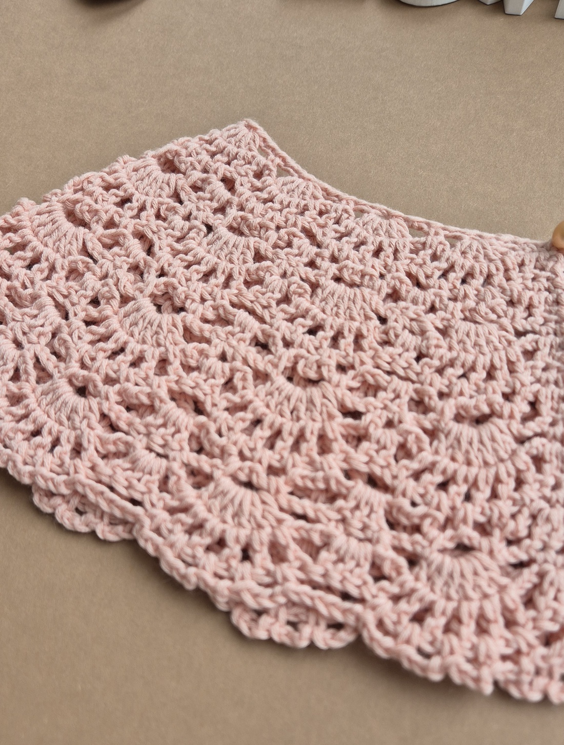 Guler Între rânduri - dantelat - îmbrăcăminte și modă - haine damă - bluze damă - Artynos.ro