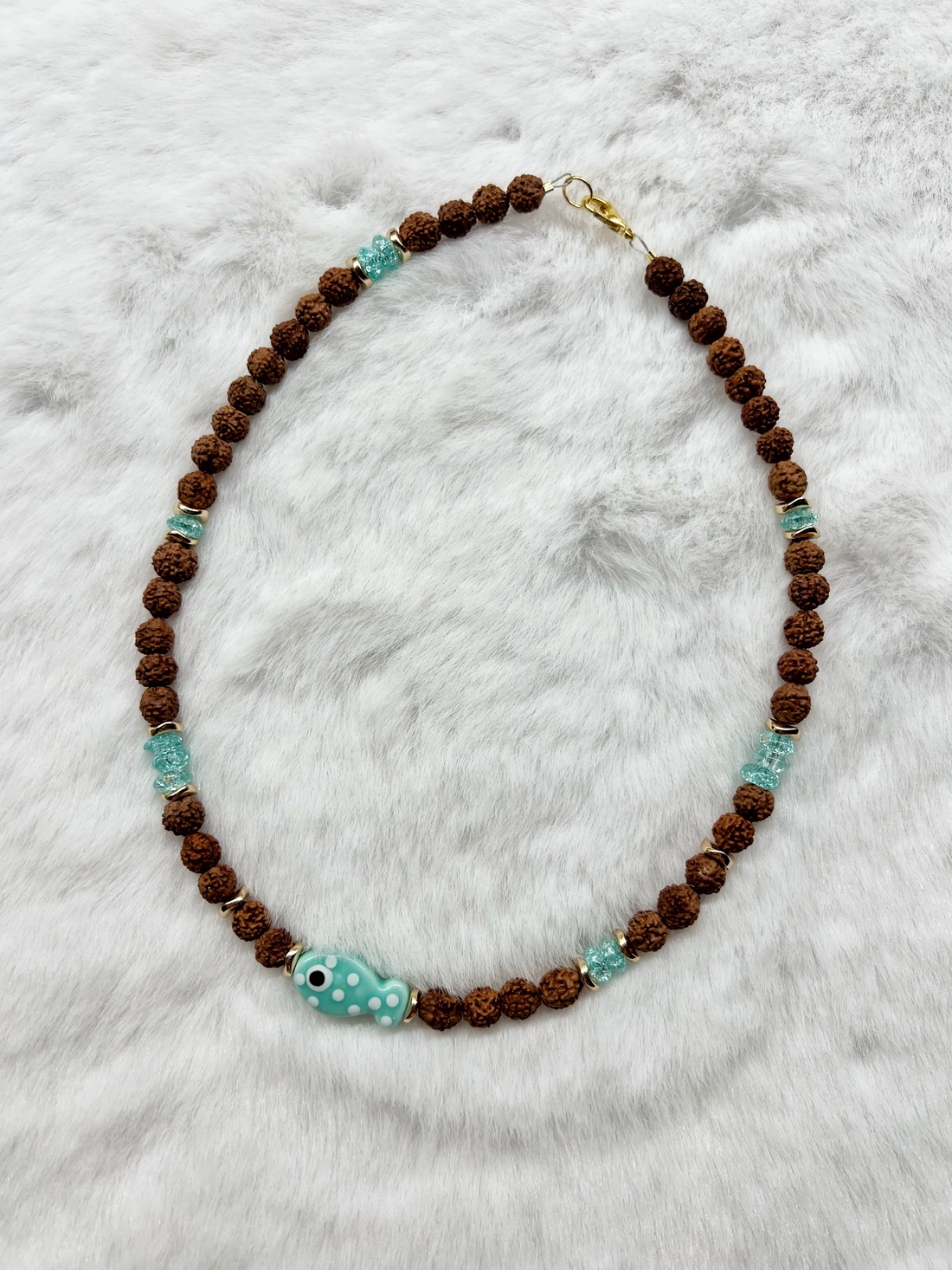 Colier handmade Rudraksha - bijuterii - coliere - coliere cu mărgele - Artynos.ro Colier handmade Rudraksha - bijuterii - coliere - coliere cu mărgele - Artynos.ro