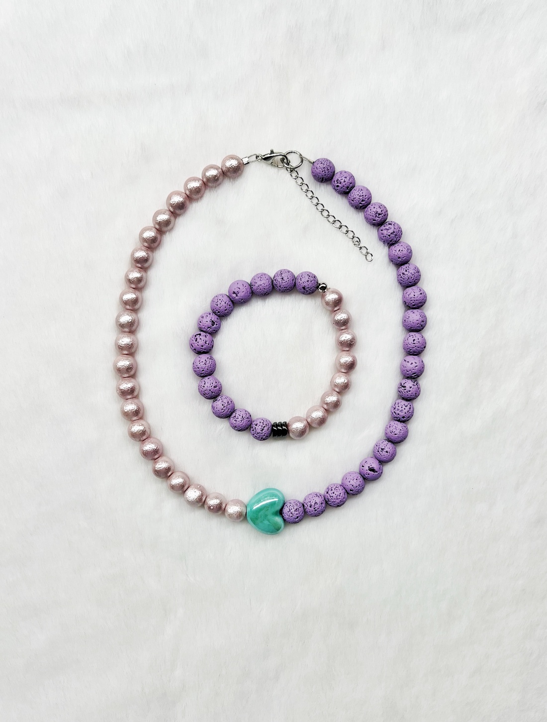 Colier bicolor cu inima din ceramică  - bijuterii - coliere - coliere din pietre semiprețioase - Artynos.ro