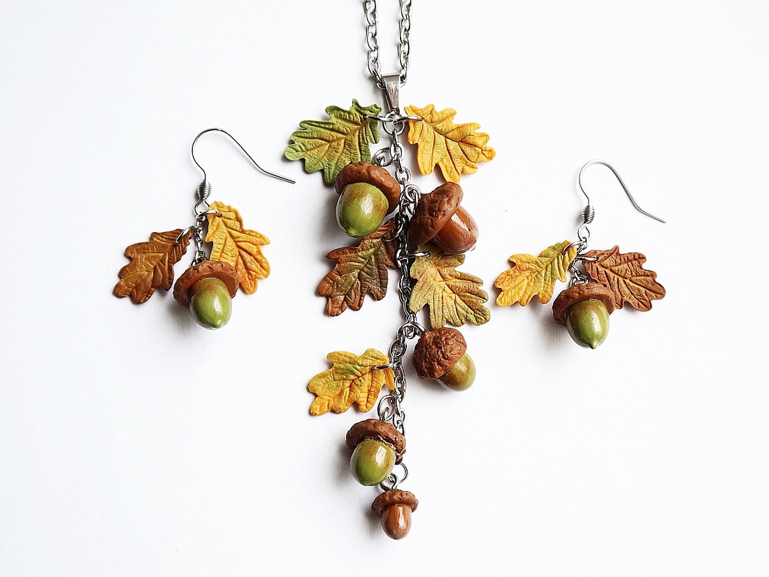 Cercei și pandantiv Autumn Treasures - bijuterii - seturi de bijuterii - Artynos.ro Cercei și pandantiv Autumn Treasures - bijuterii - seturi de bijuterii - Artynos.ro
