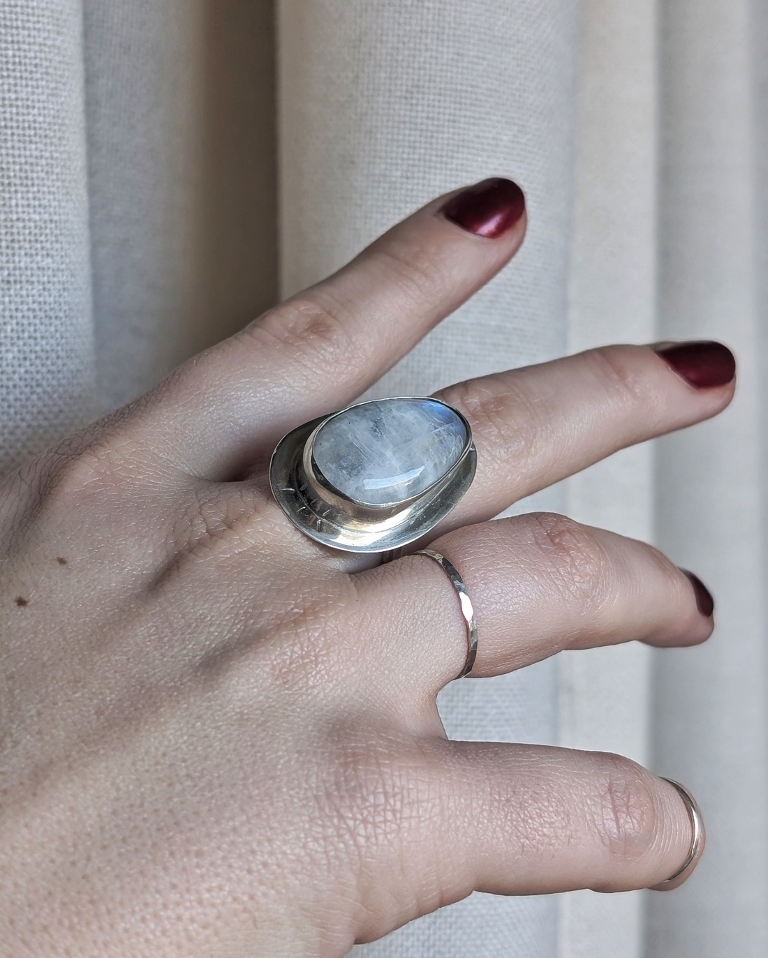 Inel Statement din Argint cu Piatra Lunii Moon Tear  - bijuterii - inele - inele statement - Artynos.ro