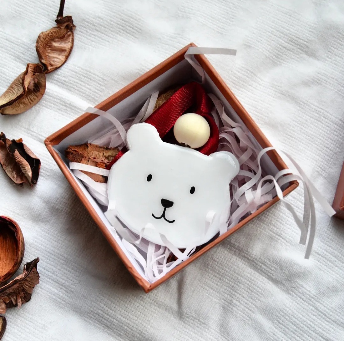 Ursul polar - crăciun - decorațiuni de crăciun de casă - figurine pentru pomul de crăciun - Artynos.ro