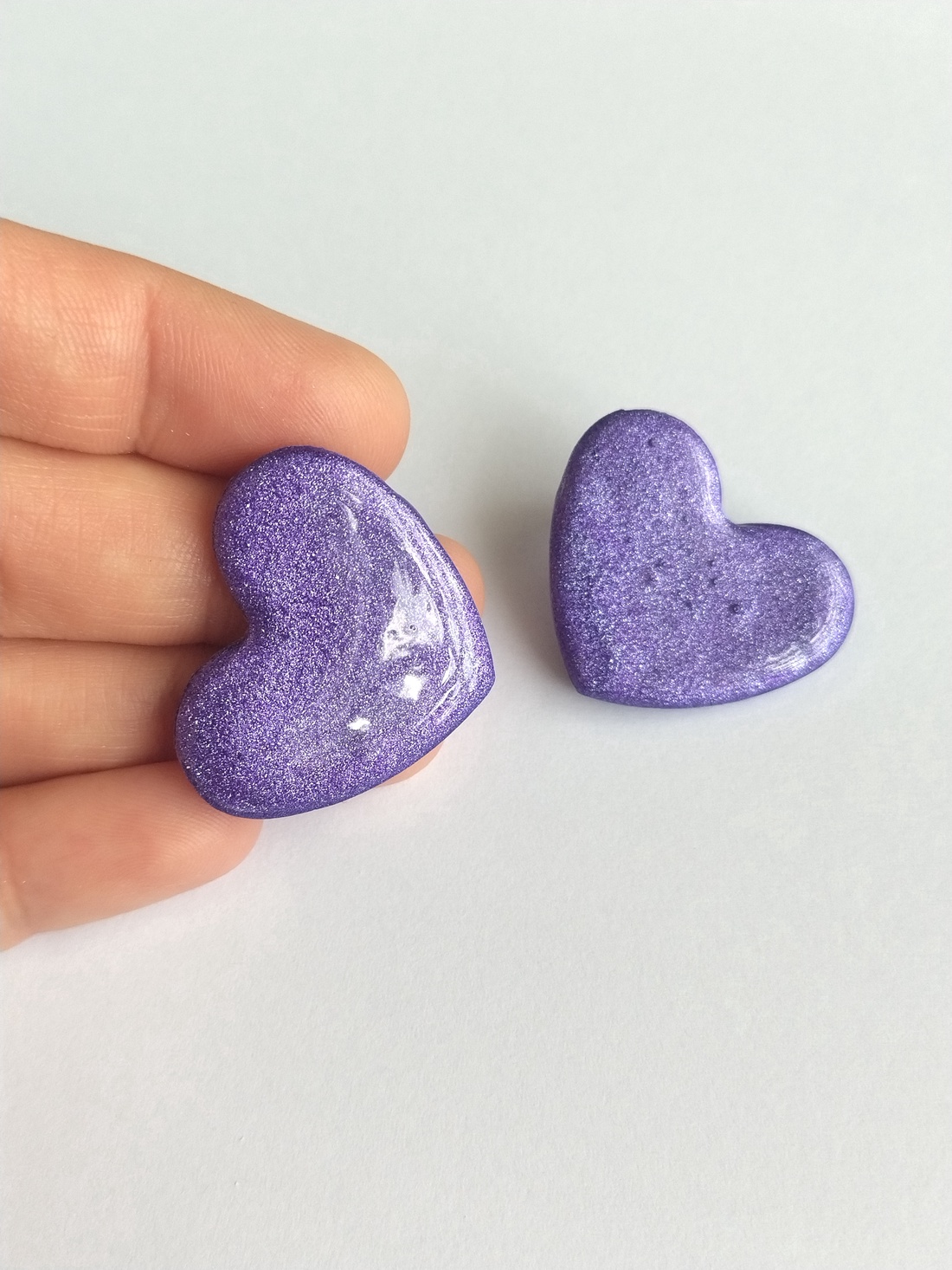 Cercei stud mov  � handmade - bijuterii - cercei - cercei cu figurine - Artynos.ro